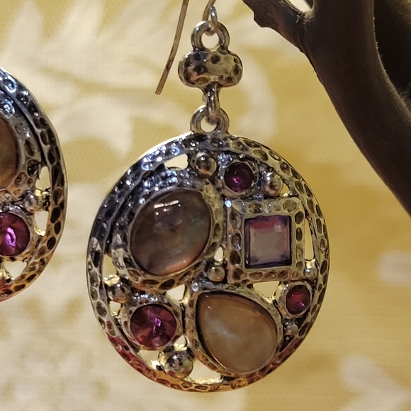 Vtg Beautiful Pierced Earrings Subtle Bling Boho - Picture 4 of 5